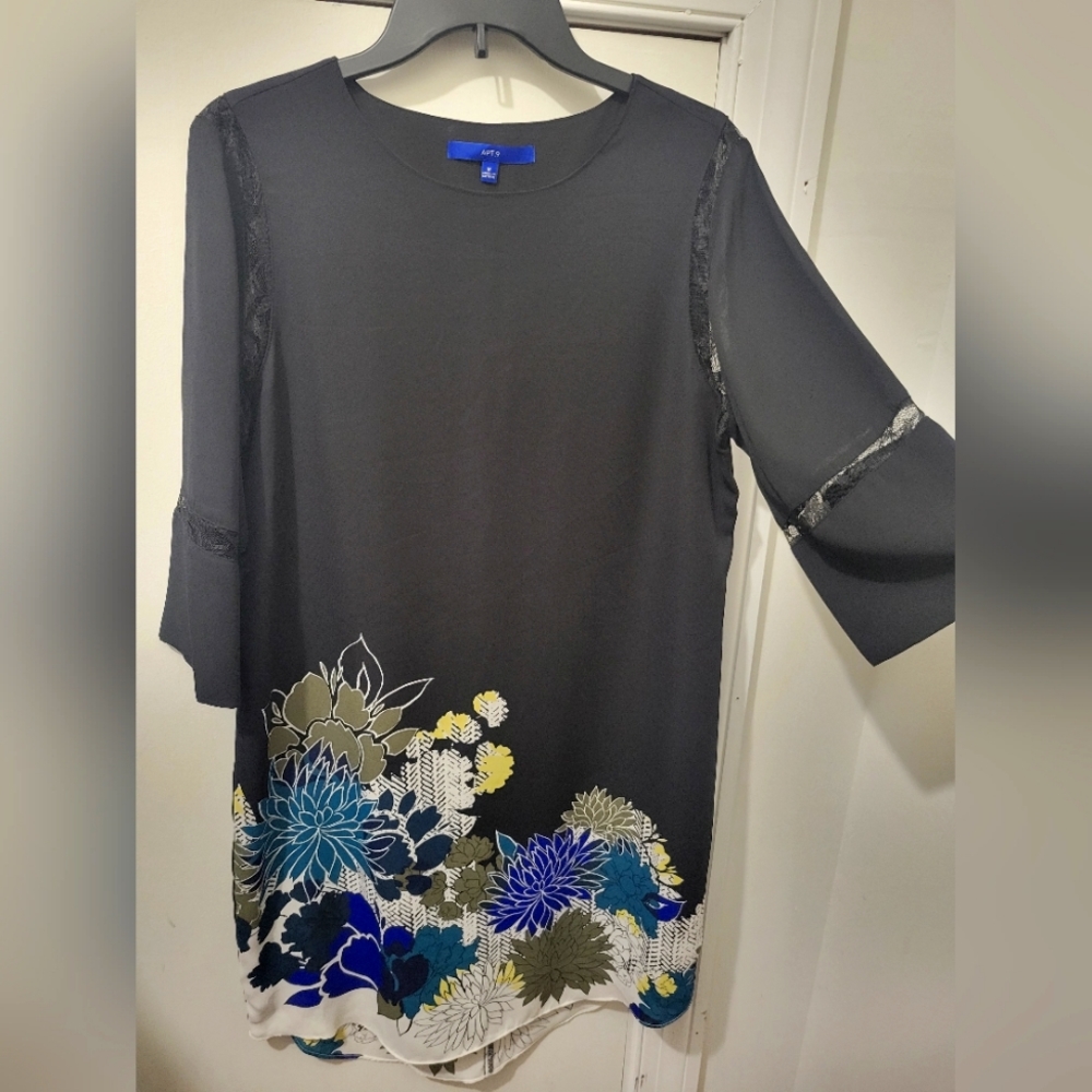 Apt 9 Dress with lace inlay and modern flower design